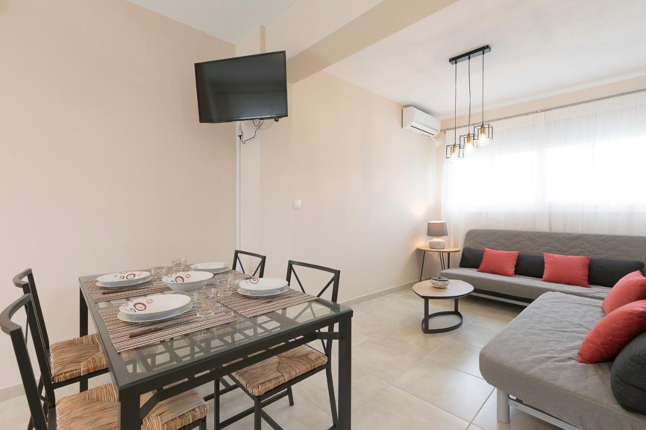 Palm Tree Apartments #Feelslikehome Ormos Panagias Exteriör bild